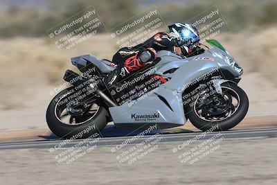 media/Dec-04-2025-Racers Edge (Thu) [[5ebc9f124d]]/3-B Group/2-Session 1 (Turn 4 Entry)/